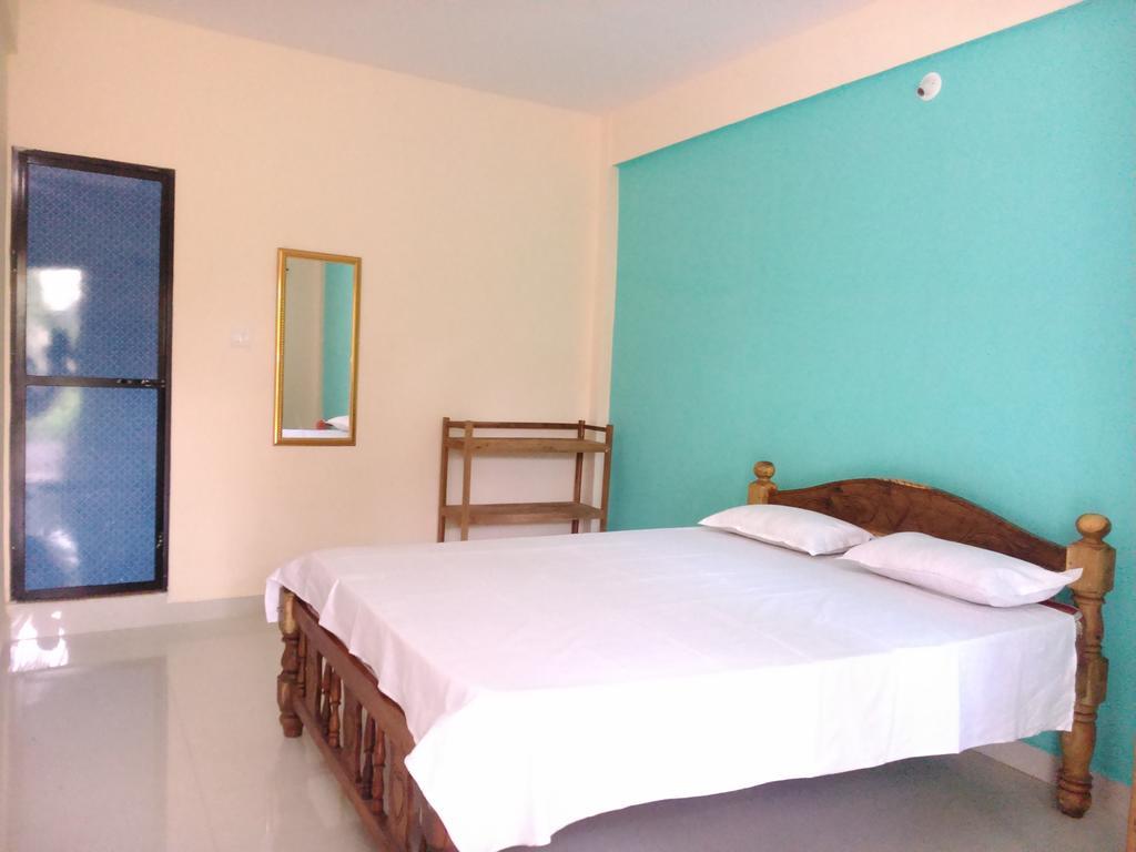 La Blanche Guest House Calangute Buitenkant foto